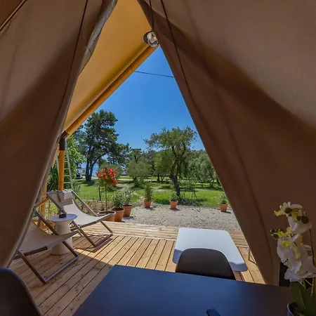 Camp Dole - Mobile And Glamping Tent Prázdninový areál Živogošće