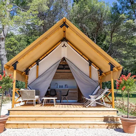 Camp Dole - Mobile And Glamping Tent Prázdninový areál